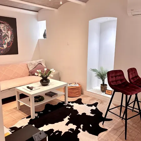 Appartamento Hugo Old Town *